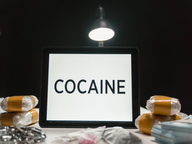 مدمن الكوكايين .. ماذا يشعر متعاطي الكوكايين